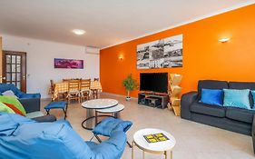 Two Bedroom Apartment - 110M2, Ac, Terrace, Wi-Fi