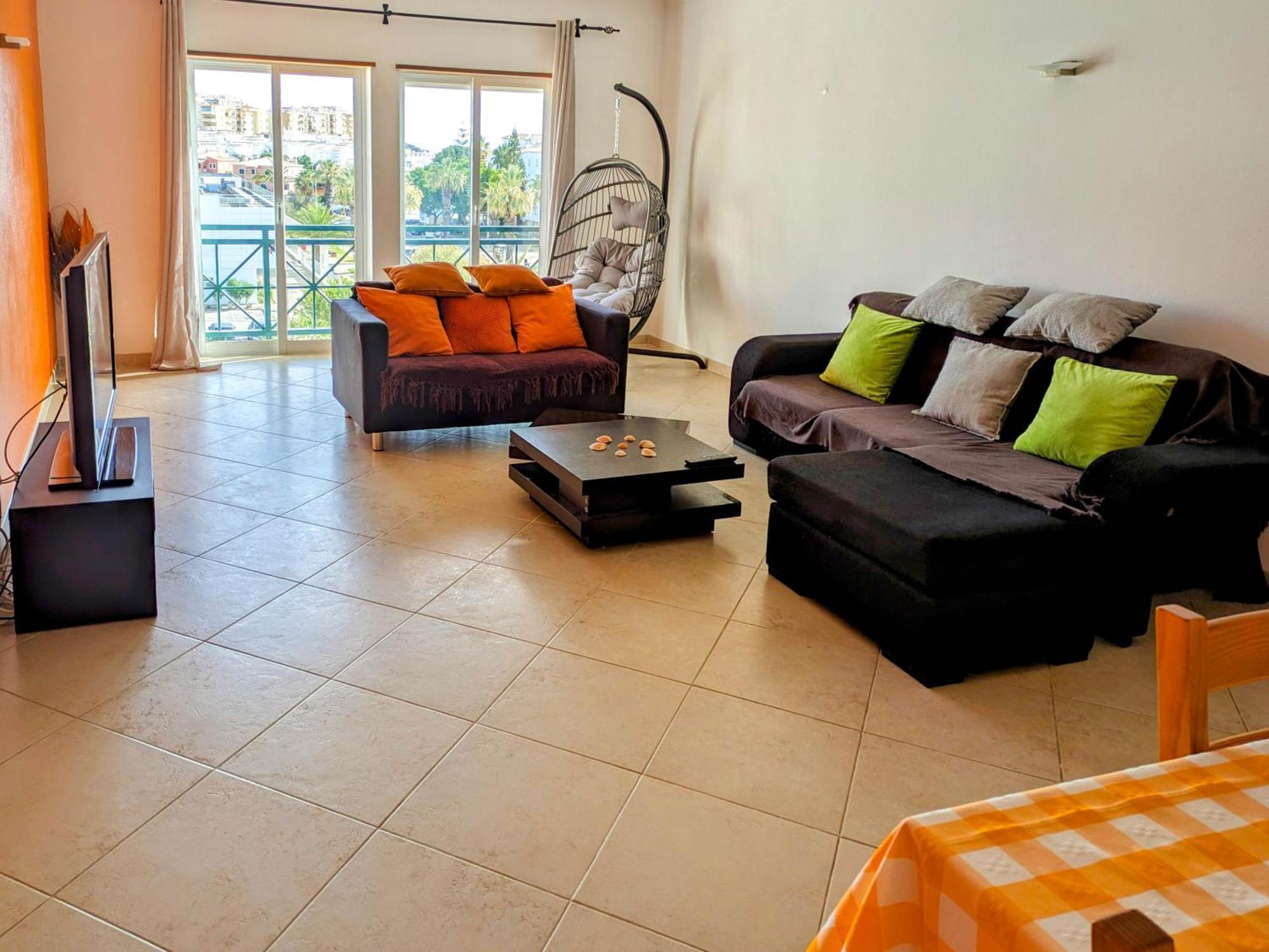 Two Bedroom Apartment - 110M2, Ac, Terrace, Wi-Fi Lagos Exterior photo